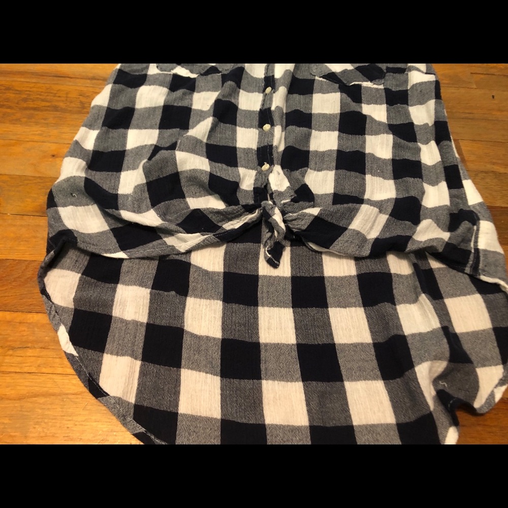 Checkered Pattern Tank Top - Picture 4 of 4